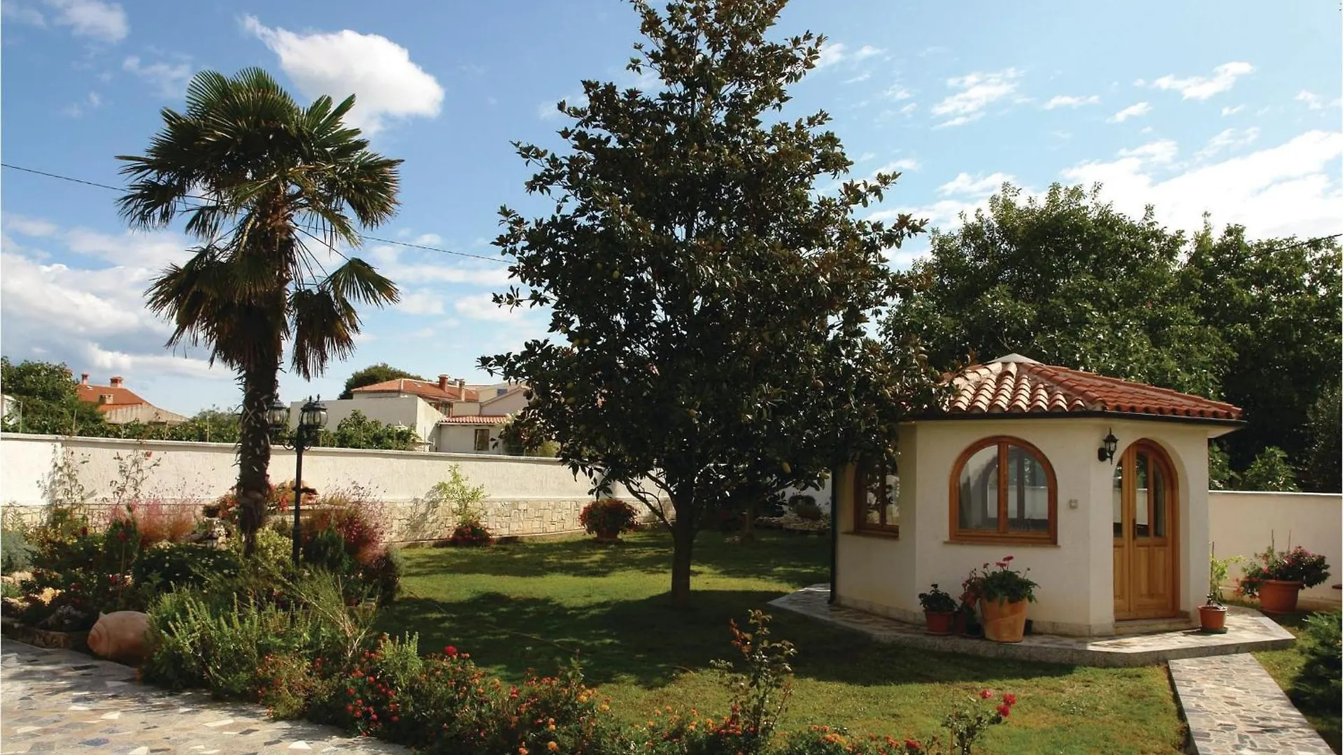 Beautiful Apartment In Pula With Kitchen Kroatië